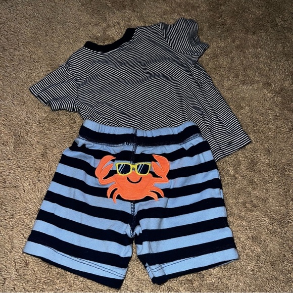 Carter’s Baby Boy 2 Piece Bundle Combo Crab Shorts & Striped Shirt 9-12 Months - Picture 3 of 8